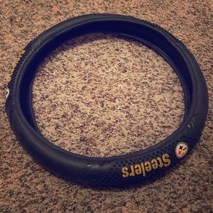Pittsburgh Steelers steering wheel cover